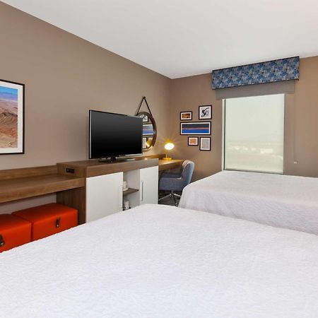 Hampton Inn & Suites Wells, Nv Экстерьер фото